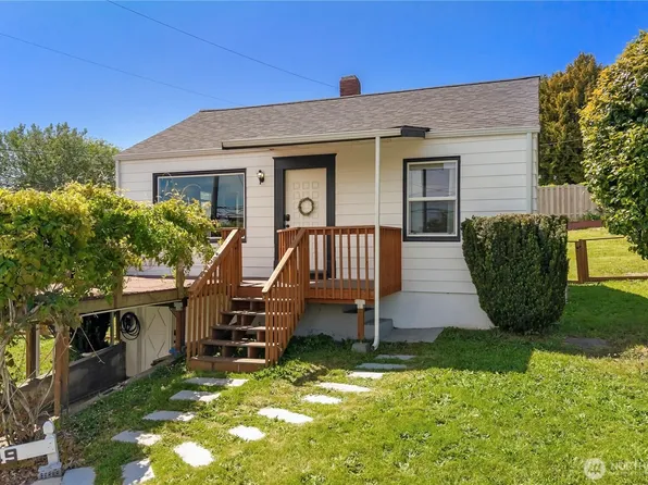 1749 Trenton Avenue, Bremerton, WA 98310