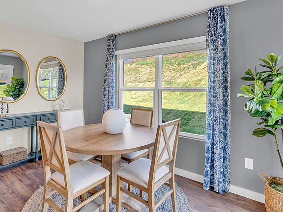 7th image of this home
