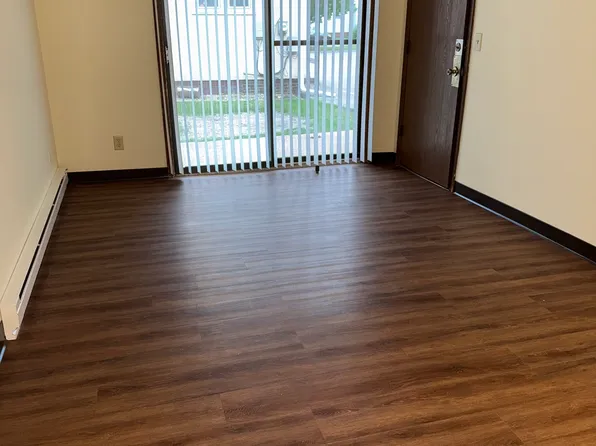 1509 State St APT 1, La Crosse, WI 54601