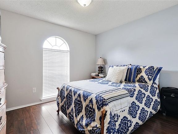 2nd image of 4824 Wood Forest Dr