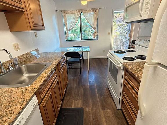 5th image of 25000 Copa Del Oro Dr Unit 203