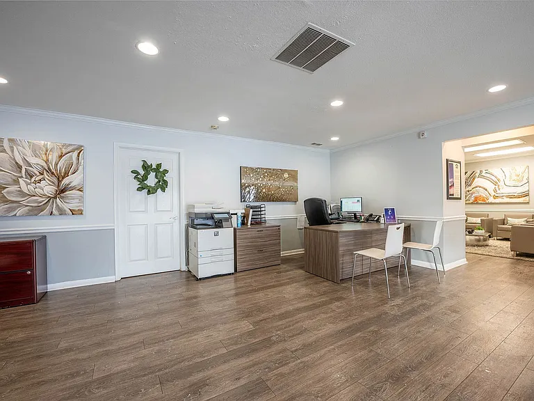 Leasing Office