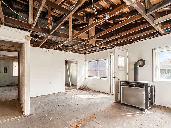 4th image of 13345 Center Village Rd