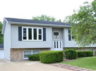 3751 125th St, Pleasant Prairie, WI 53158