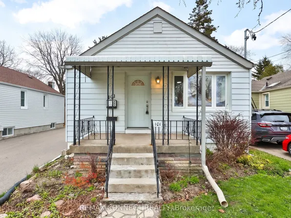 101 Phillip Ave, Toronto, ON M1N 3R3