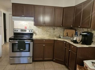 36 Cable Ln, Hicksville, NY 11801