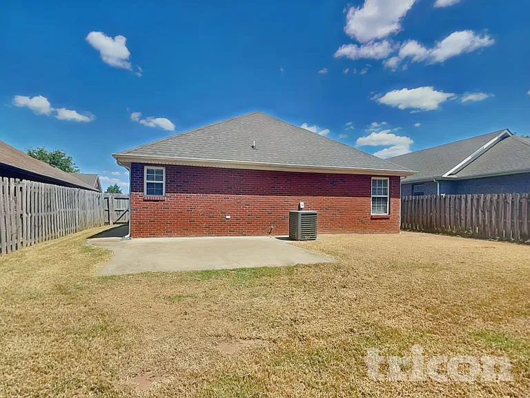 980 Culverson Ct — Photo 15
