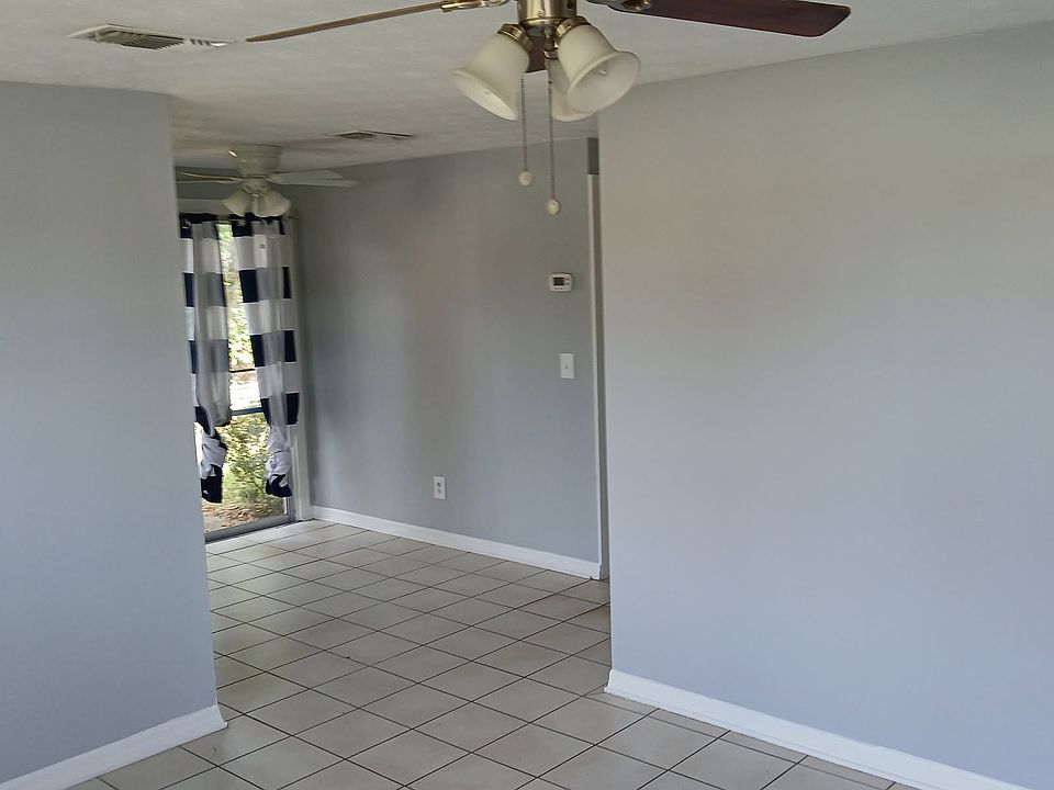 2nd image of 348 Auriga Dr