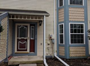 102 Colonial Ct, Bethlehem, PA 18020