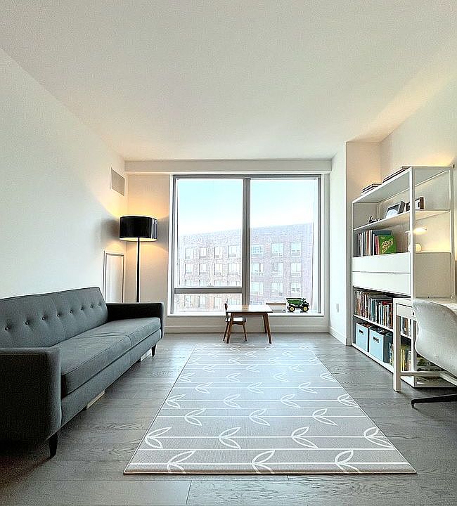 1st image of 252 South St Unit 15G
