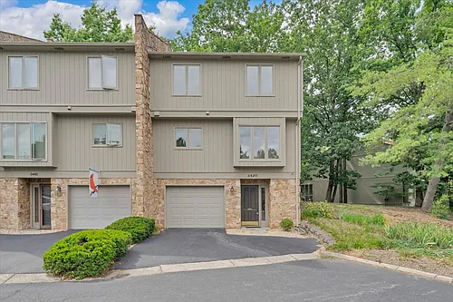3420 Londonderry Ct Photo 1