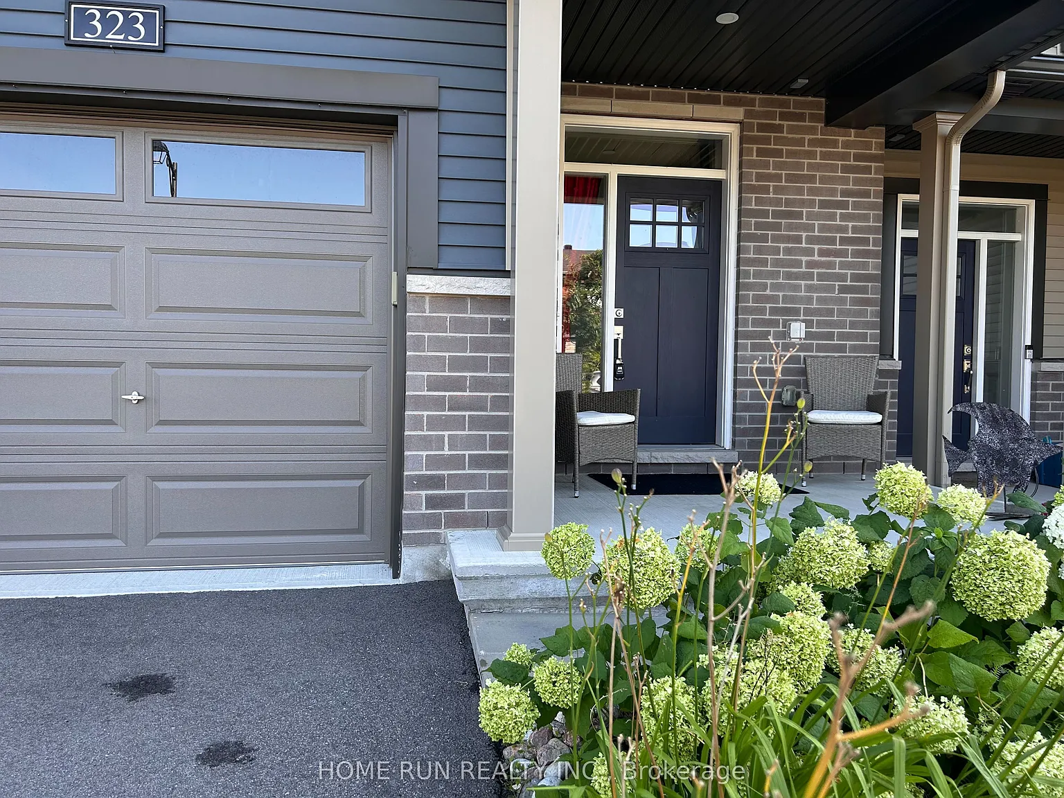 3 bed, $2,700 — Photo 2