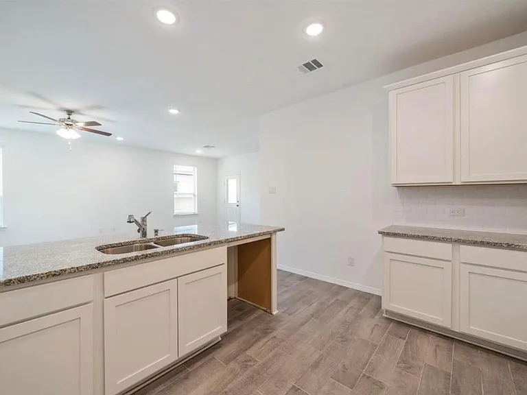 22326 Auburn Cabin Ln — Photo 10
