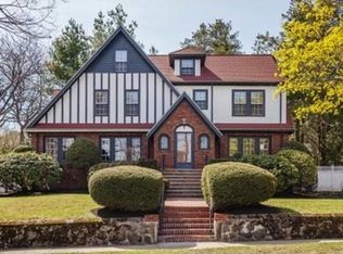 4 Wollaston Ave, Arlington, MA 02476