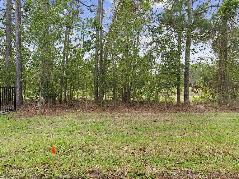 692 NE Turtleback Trl — Photo 53