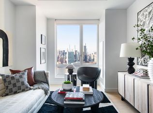 115 57th Ave APT 4926, Long Island City, NY 11101