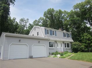 5 Geraldine Dr, Ellington, CT 06029