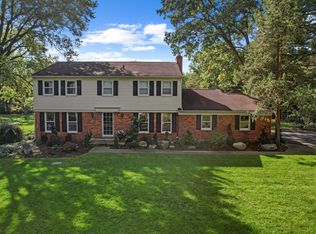 3881 Quarton Rd, Bloomfield Hills, MI 48302