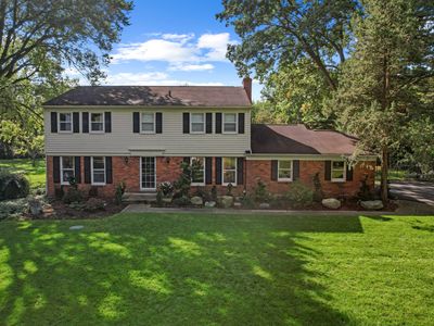 3881 Quarton Rd, Bloomfield Hills, MI, 48302