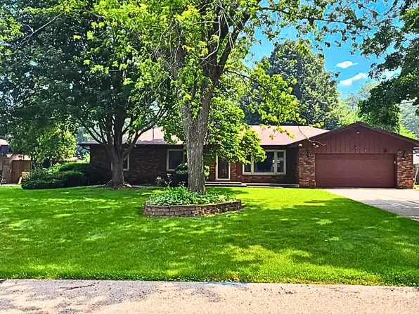 3331 Green Meadows LANE, Elmwood Park, WI 53405