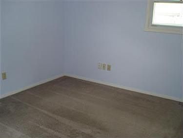 3rd image of 504 Stanford Ave