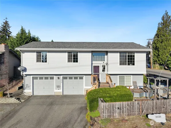 2028 NE 12th Street, Renton, WA 98056