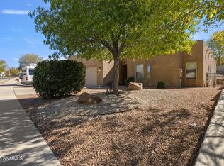 2220 Dakota Dr, Las Cruces, NM 88011