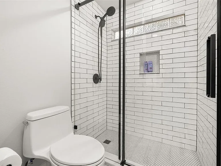 663 Charrice Pl — Photo 46