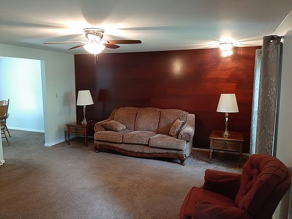 3rd image of 1238 Wren Dr