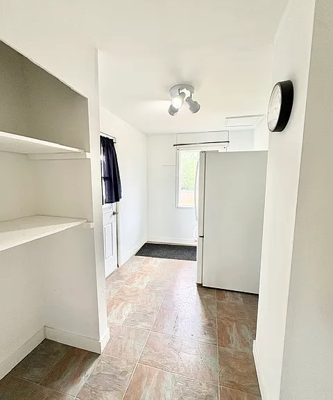 3012 Hollywood Ave NE — Photo 10