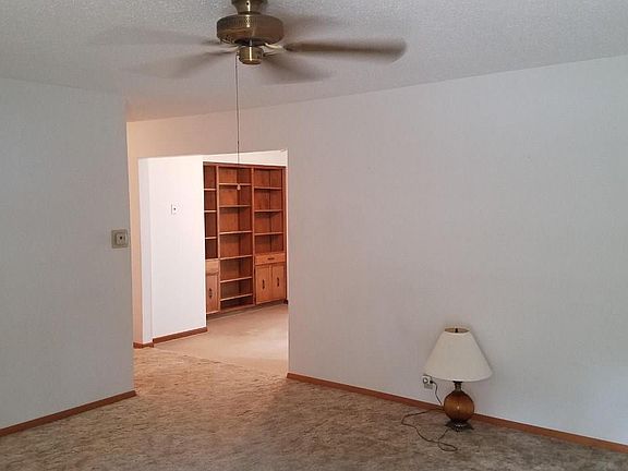 5th image of 6805 N Monroe St