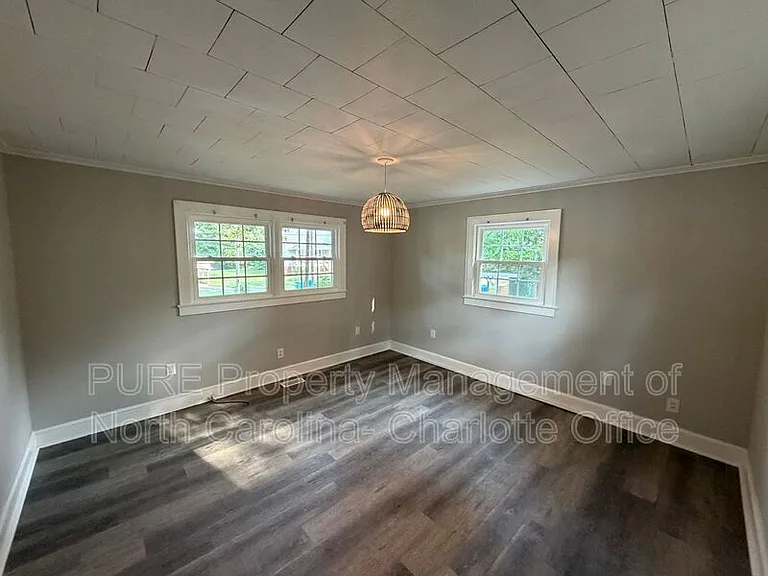 330 Depot St — Photo 12