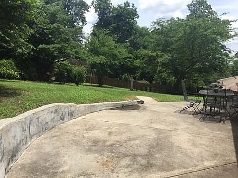 5th image of 2692 Fairlane Dr