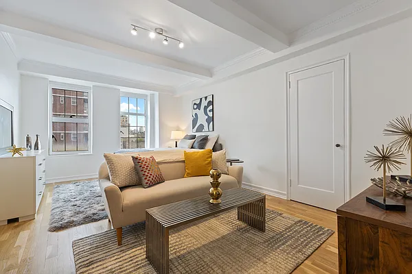 Sold by Compass | media 1