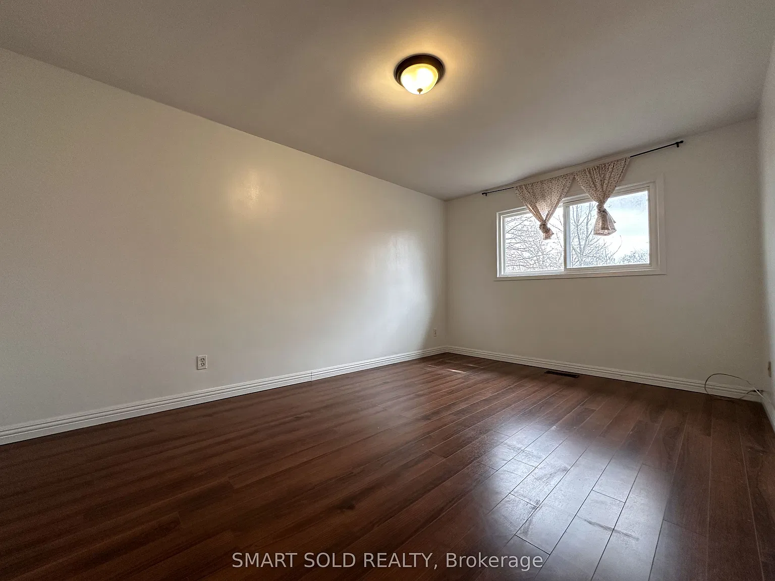 3 bed, $3,500 — Photo 4