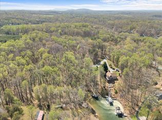 290 Dodee Ln, Union Hall, VA 24176
