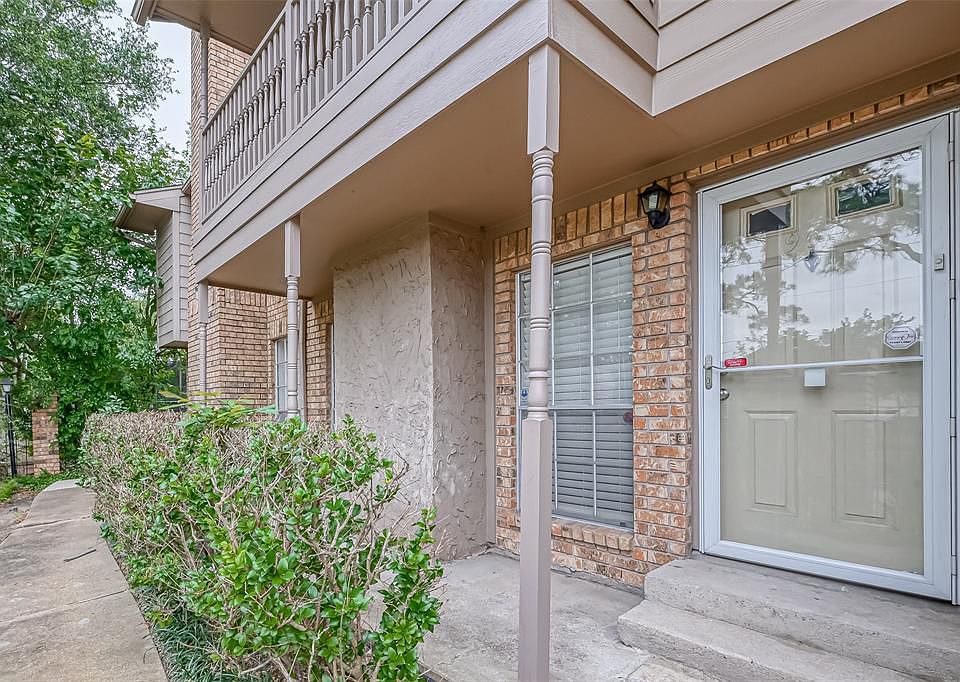 1st image of 10615 Briar Forest Dr APT 902