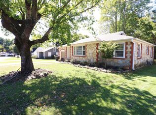 609 N James St, Searcy, AR 72143