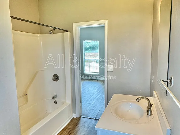 1520 Hogan Rd — Photo 20