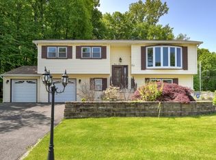 35 Siek Rd, Butler, NJ 07405