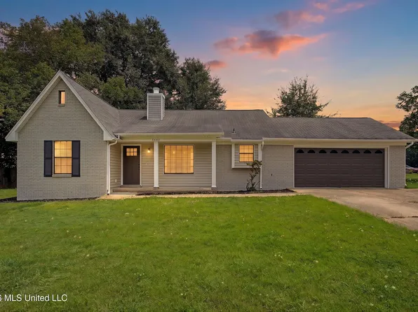5680 Greeno Dr, Horn Lake, MS 38637