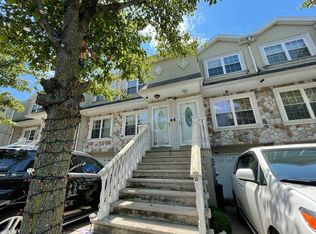 76 Dartmouth Loop #2F, Staten Island, NY 10306