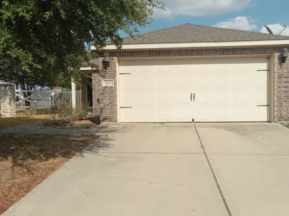 8944 Sunny Hollow Dr, Fort Worth, TX 76179