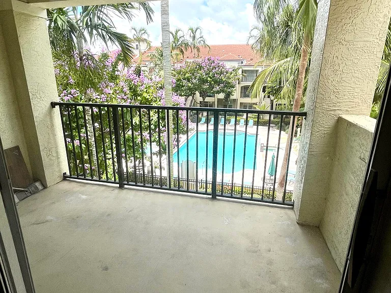 5840 W Sample Rd #303 — Photo 19