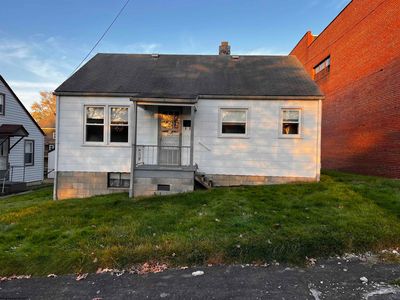 107 May St, Fairmont, WV, 26554