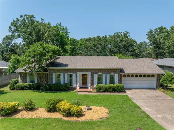 7711 Westminster Pl, Fort Smith, AR 72903