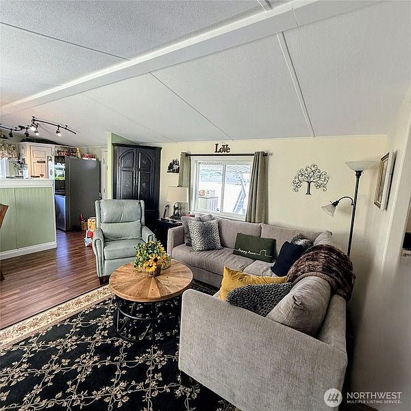 4th image of 18501 52nd Avenue W #53