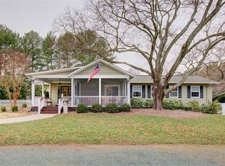 2639 Holkham Dr, Charlottesville, VA 22901