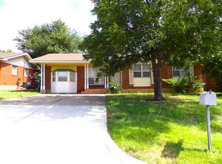 4611 NW Santa Fe Ave, Lawton, OK 73505
