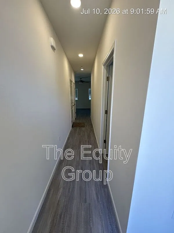 3 bed, 2.5 bath, $1,950 — Photo 3